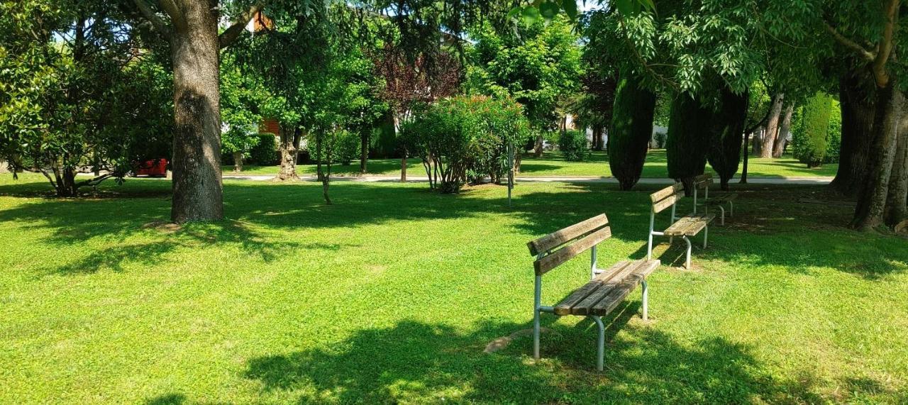 Casa Francesca Apartamento Peschiera del Garda Exterior foto